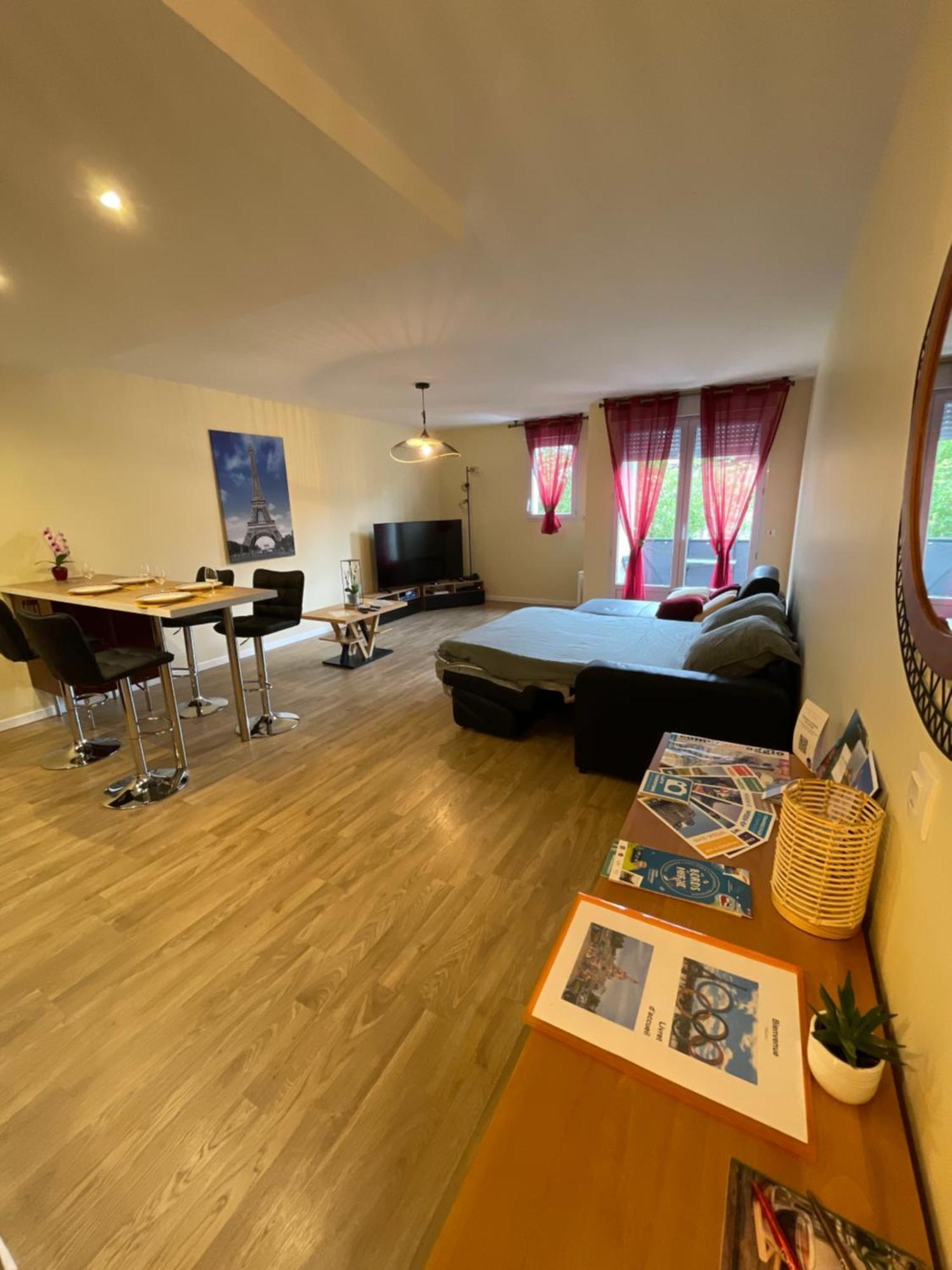 Paris Disneyland Appartement Centre-Ville, Parking, Au Coeur De L'Aviron Vaires-sur-Marne Eksteriør bilde